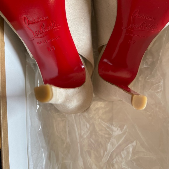 Christian Louboutin Rolande Boucle 120 Suede Pumps size 39 - Picture 4 of 9